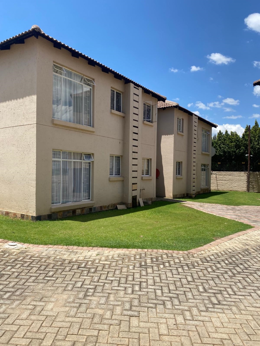 2 Bedroom Property for Sale in Baillie Park North West